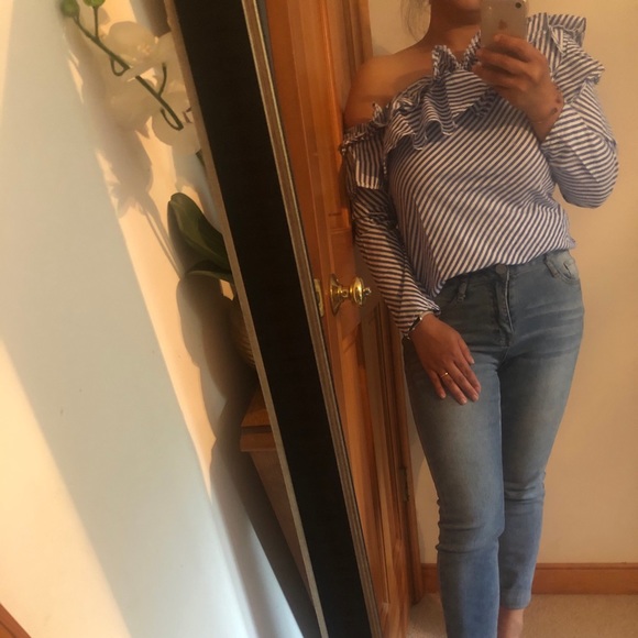 Off shoulder top - Picture 3 of 3